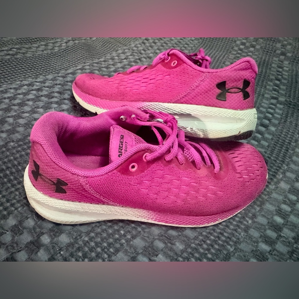 Under Armour Charged Running Shoes Pink Women’s 7.5